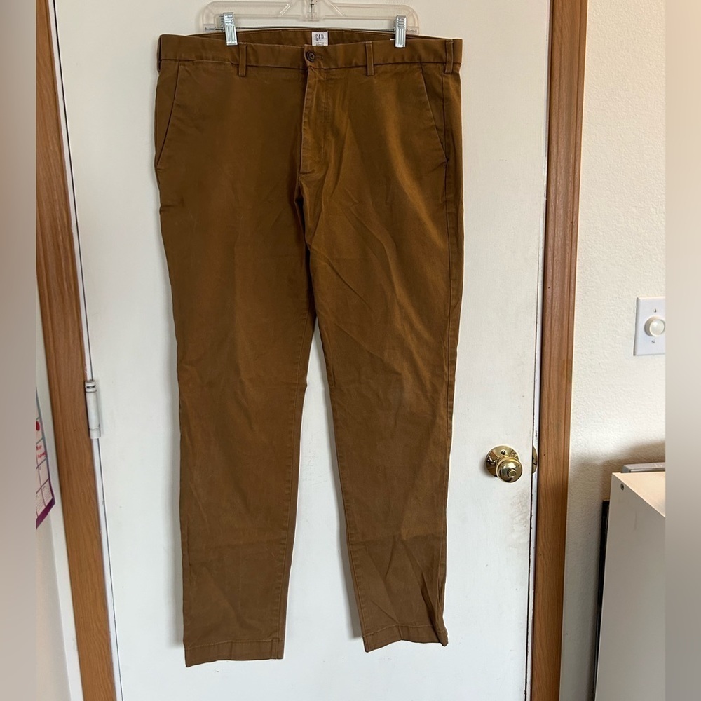 GAP  38 x 34  slim fit camel colored khakis